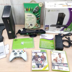 XBOX 360 CONSOLE MICROSOFT SLIM KINECT EDITION 4 GB CON SCATOLA E GIOCHI FUNZIONANTE