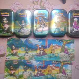 5 Mini Tin (Vuote) Amici Di Paldea Art Set – Completo Con Card e Stickers Pokemon TCG